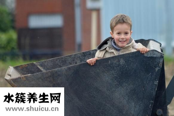 孩子拉黄水怎么办