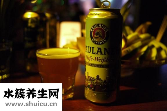 易拉罐水杯怎么打开