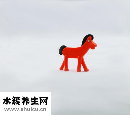 小儿扁桃体炎常见症状之一咽部烧灼感和咳嗽声