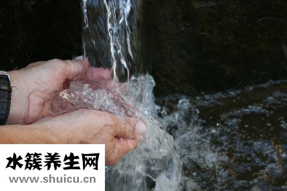 冬天手裂口怎么办