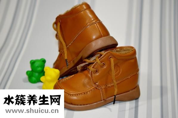 婴儿有胎黄怎么办