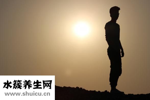 怎么在脸上打阴影