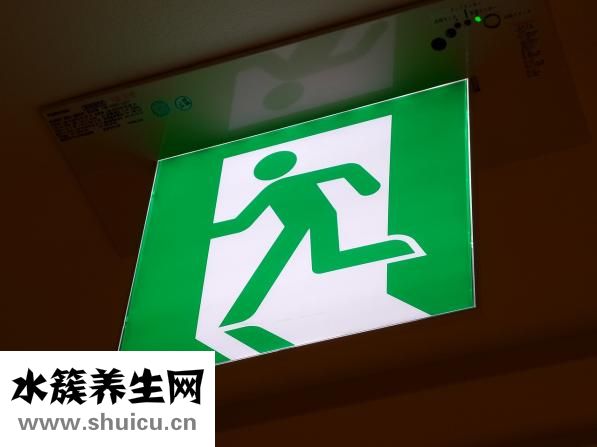 宝宝耳朵有脓怎么办