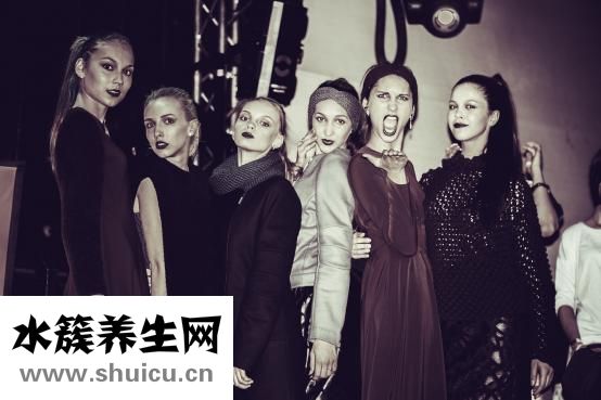 围巾上的流苏怎么做