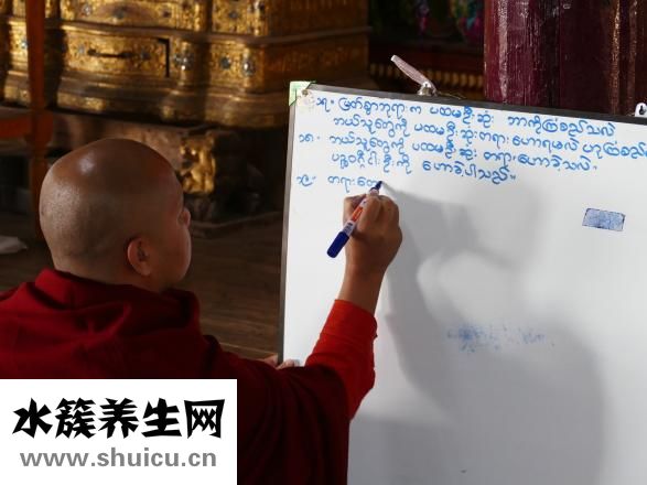 有肩板怎么卷弯