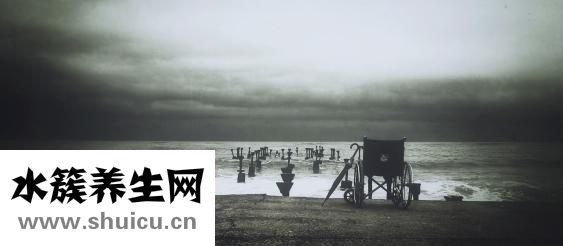 耳朵里面出血怎么办
