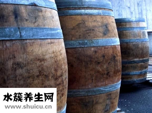 木桶发霉了怎么处理