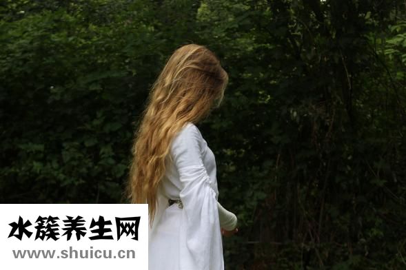 头发怎么油