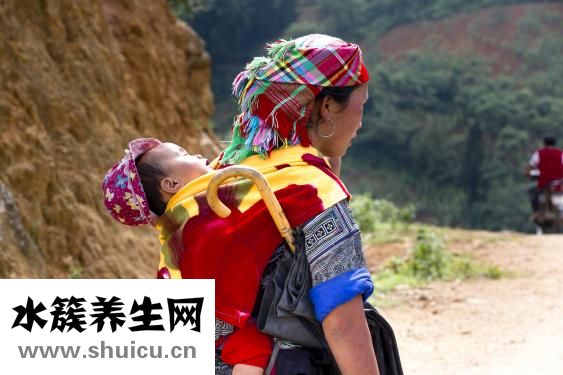 乳头下垂怎么回事