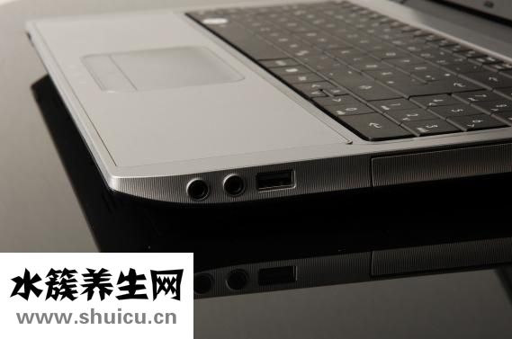 屏幕左右晃动怎么办