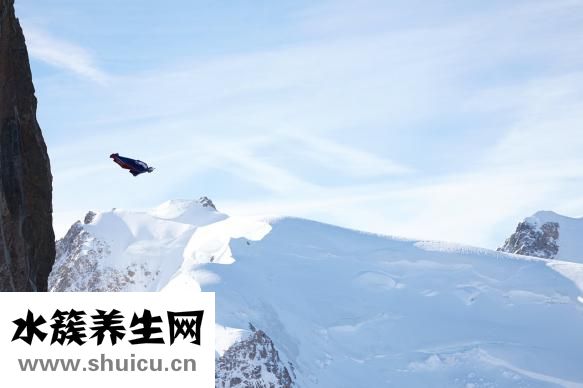 天生驼背怎么办
