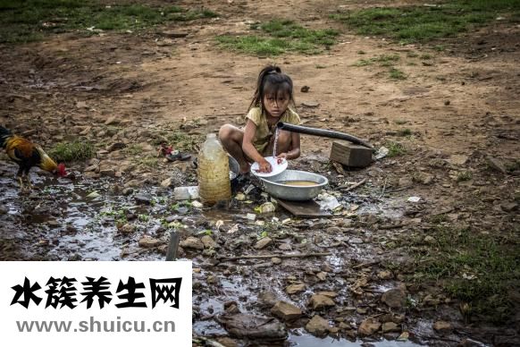 婴儿气肚脐怎么治