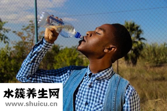 宜家儿童凳怎么装