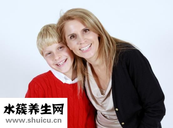 孕早期摔跤怎么办孕妇肚子明显增大