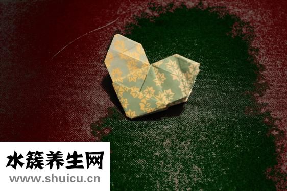 宝宝洗澡怕水怎么办