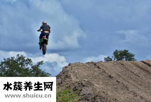 胸大肌疼怎么办