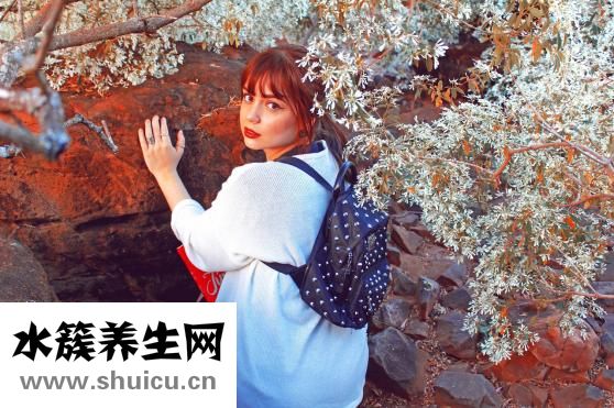 烫发精油怎么用