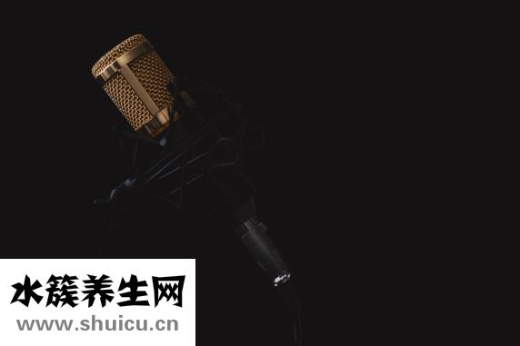 声音变粗了怎么办？一般可通过食物和药物来改善