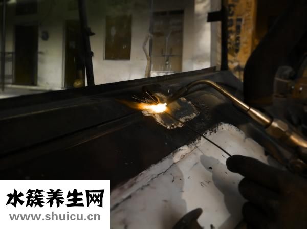 烫衣机怎么用
