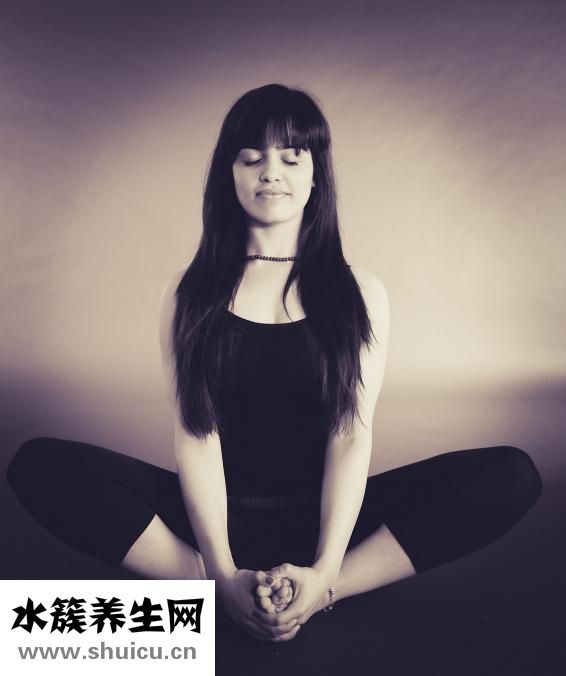 瑜伽莲花座怎么练