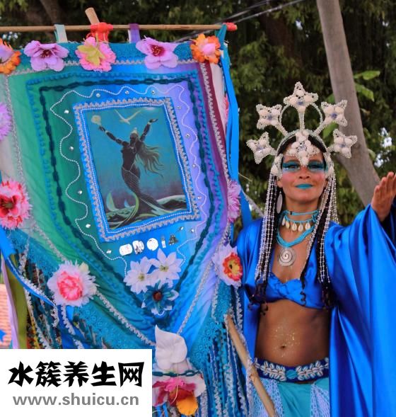 怀孕脚崴了怎么办