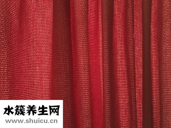 红色痘印怎么消炎