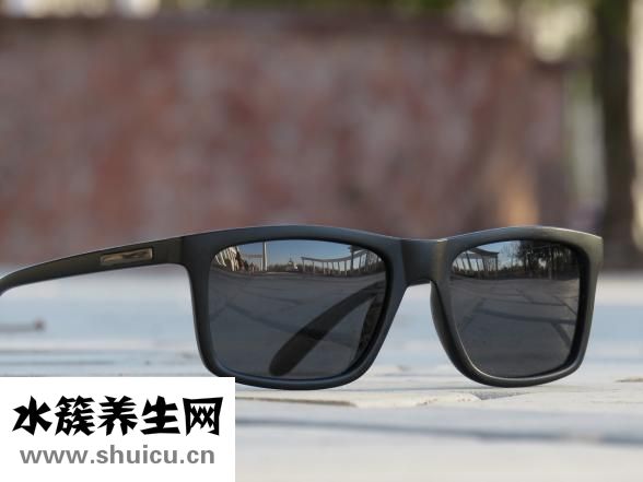 太阳镜腿松了怎么办