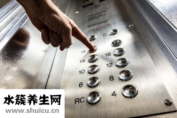 宝宝呕吐怎么护理