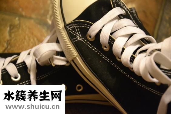 刚得脚气怎么治