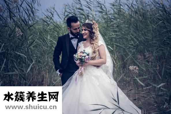 乐康膏日期怎么看