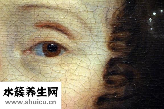 嘴唇厚大怎么办