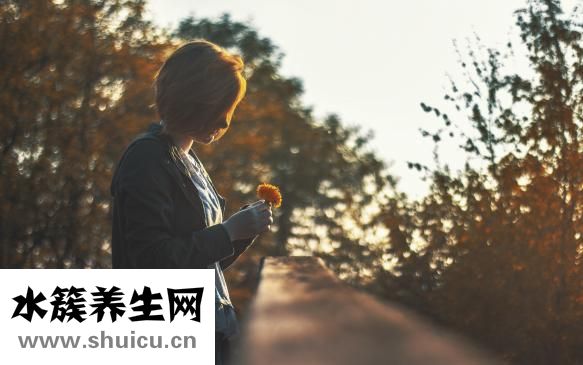 两侧头发稀少怎么办