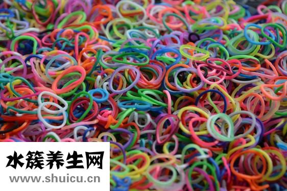 嘴唇厚大怎么办