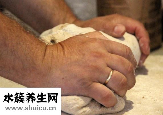 红豆沙小丸子怎么搓