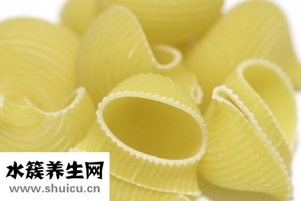 我的眼睛怎么是绿的