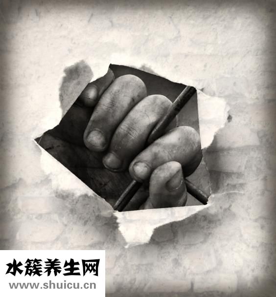 婴儿手指白怎么回事