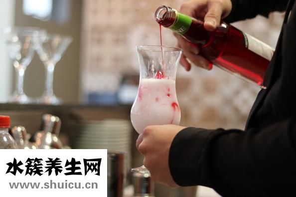 尿酱油色怎么回事