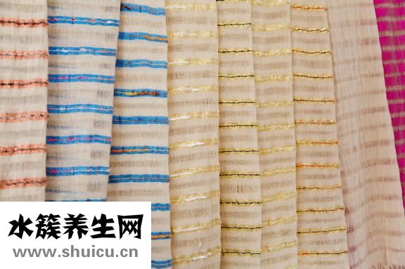 宝宝围巾怎么围