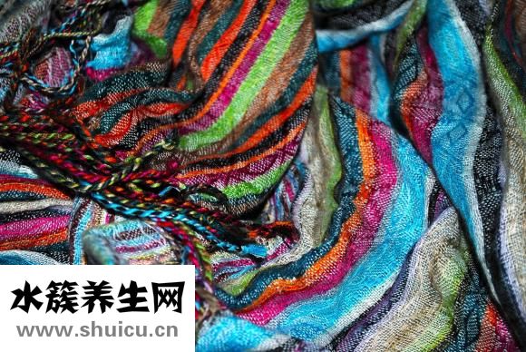 宝宝围巾怎么围