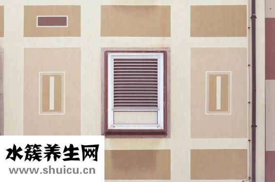 大门对着窗户怎么解