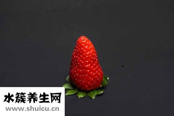 草莓怎么给宝宝吃