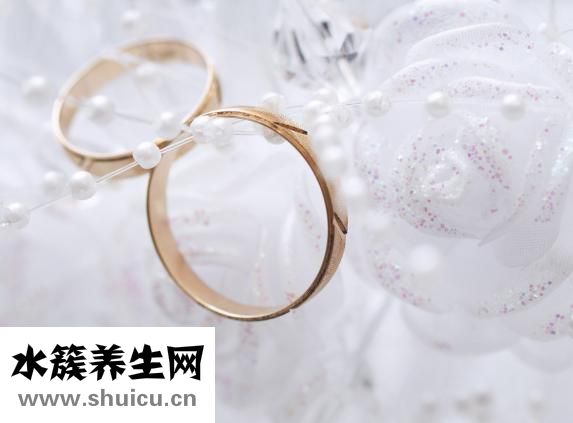 手指硬壳皮肤怎么办