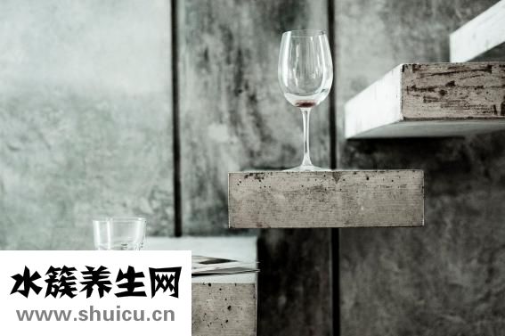 女性小便出血怎么办