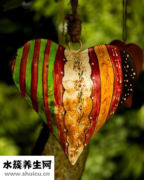 经常嘴苦是怎么回事