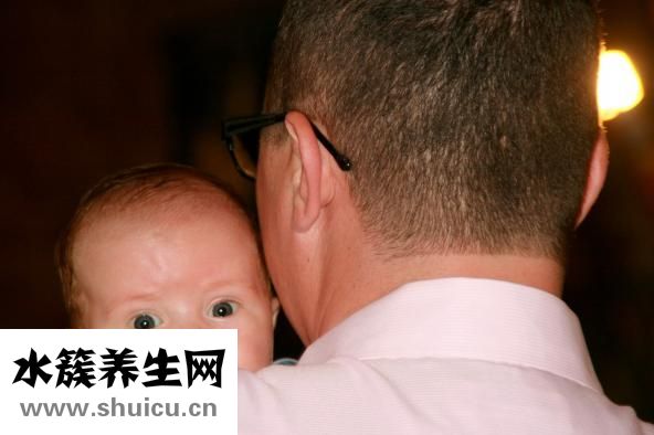怎么帮儿子吹
