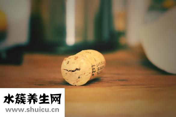 苹果醋软木塞怎么开