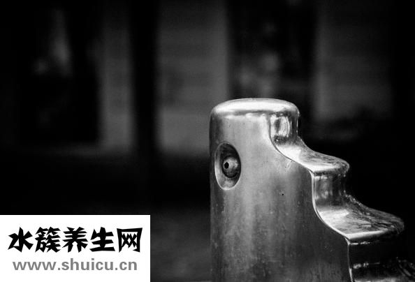 老年人嘴干怎么治疗