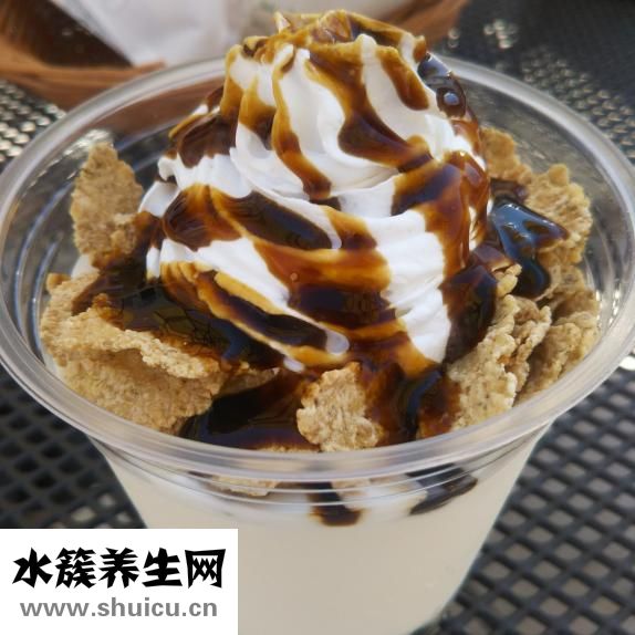 怎么用纸做装饰