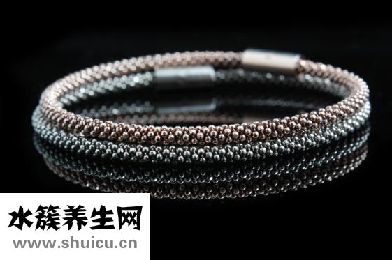 翡翠手镯怎么定价