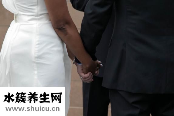 老婆是双性恋怎么办